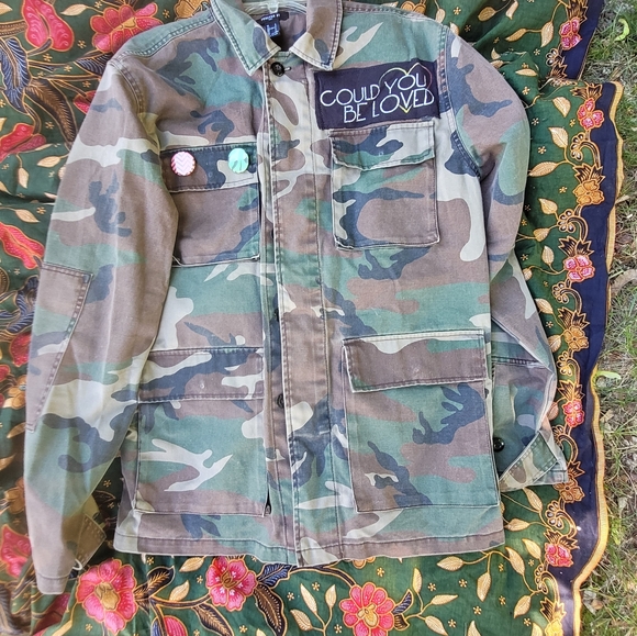 Upcycled bob marley army jacket - Picture 2 of 2